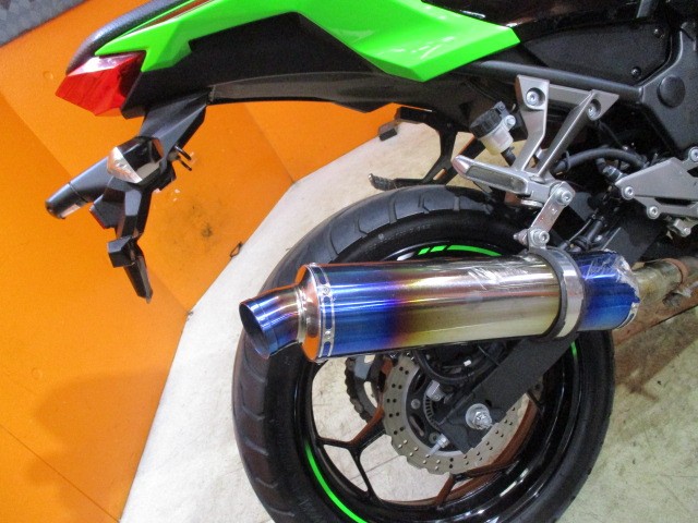 ＮＩＮＪＡ乗るならまずは変えたいマフラー！！それが交換済みでこの価格は他店追従不可能価格！！